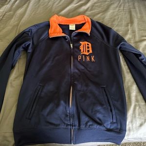 Women’s Detroit tigers MLB fleece zip up size small